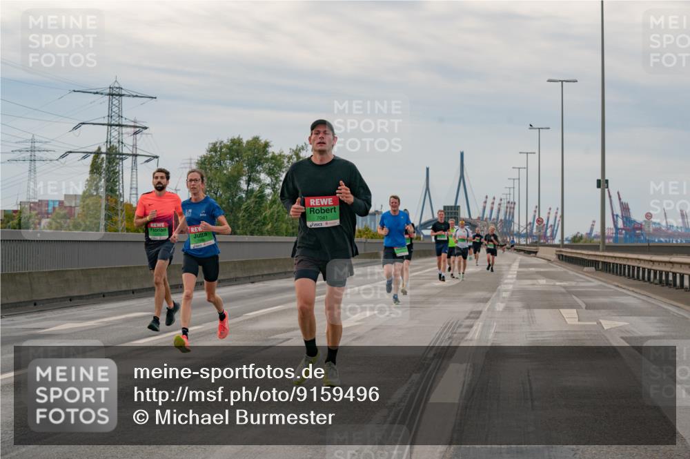 03.10.2025 - Köhlbrandbrückenlauf Michael Burmester http://msf.ph/oto/9159496 03.10.2025 15:44:34 Position 3 7041 meine-sportfotos.de