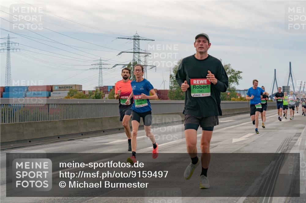 03.10.2025 - Köhlbrandbrückenlauf Michael Burmester http://msf.ph/oto/9159497 03.10.2025 15:44:34 Position 3 7968, 7041 meine-sportfotos.de