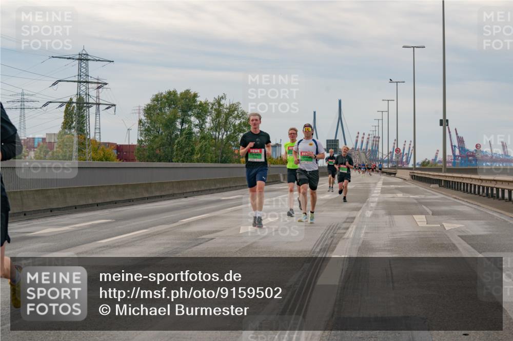 03.10.2025 - Köhlbrandbrückenlauf Michael Burmester http://msf.ph/oto/9159502 03.10.2025 15:44:40 Position 3  meine-sportfotos.de