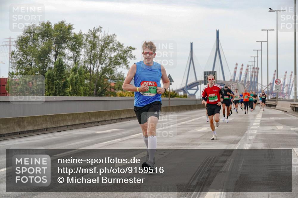 03.10.2025 - Köhlbrandbrückenlauf Michael Burmester http://msf.ph/oto/9159516 03.10.2025 15:45:14 Position 3 082 meine-sportfotos.de