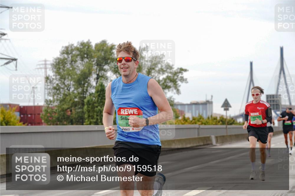 03.10.2025 - Köhlbrandbrückenlauf Michael Burmester http://msf.ph/oto/9159518 03.10.2025 15:45:16 Position 3 70 meine-sportfotos.de