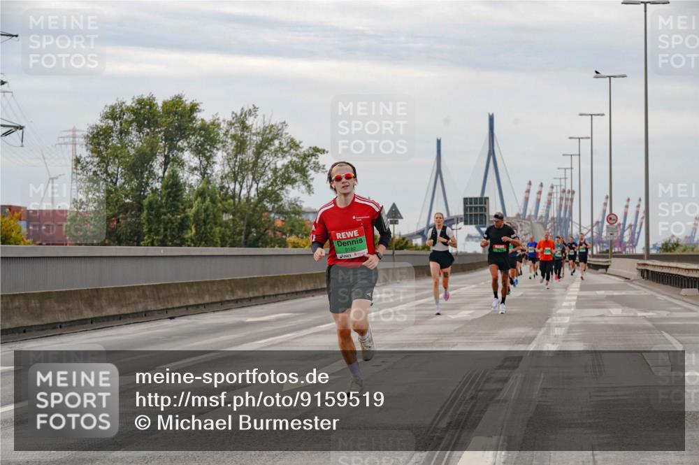 03.10.2025 - Köhlbrandbrückenlauf Michael Burmester http://msf.ph/oto/9159519 03.10.2025 15:45:17 Position 3 9182 meine-sportfotos.de