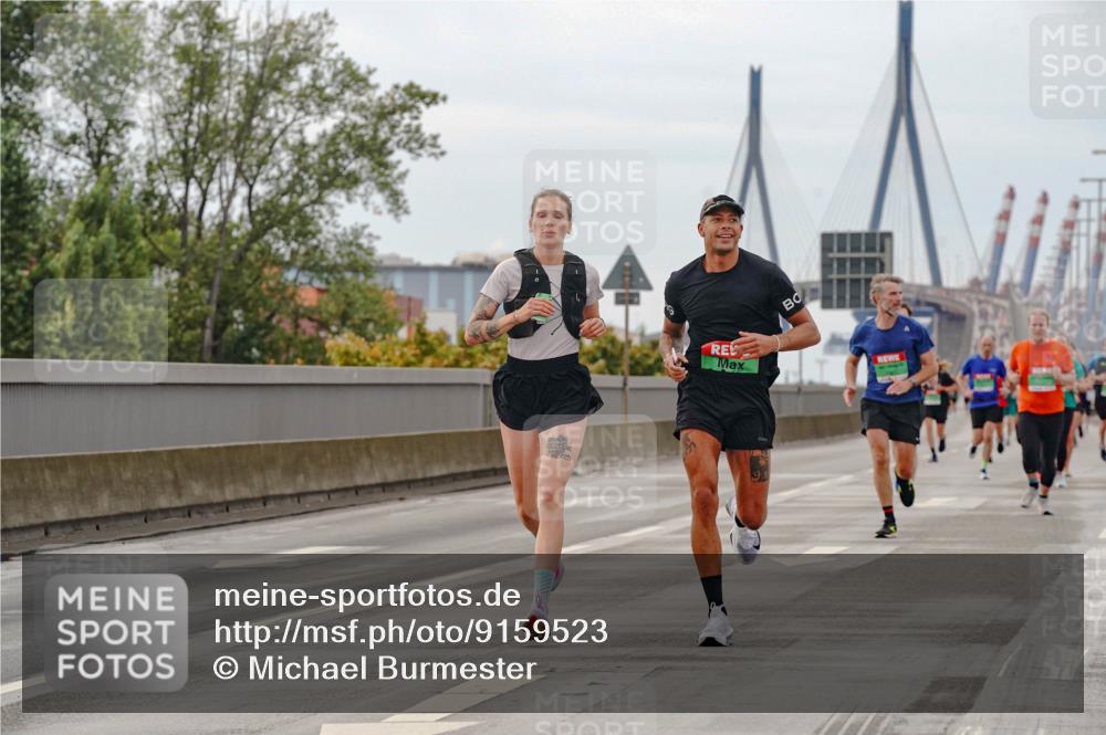 03.10.2025 - Köhlbrandbrückenlauf Michael Burmester http://msf.ph/oto/9159523 03.10.2025 15:45:21 Position 3  meine-sportfotos.de