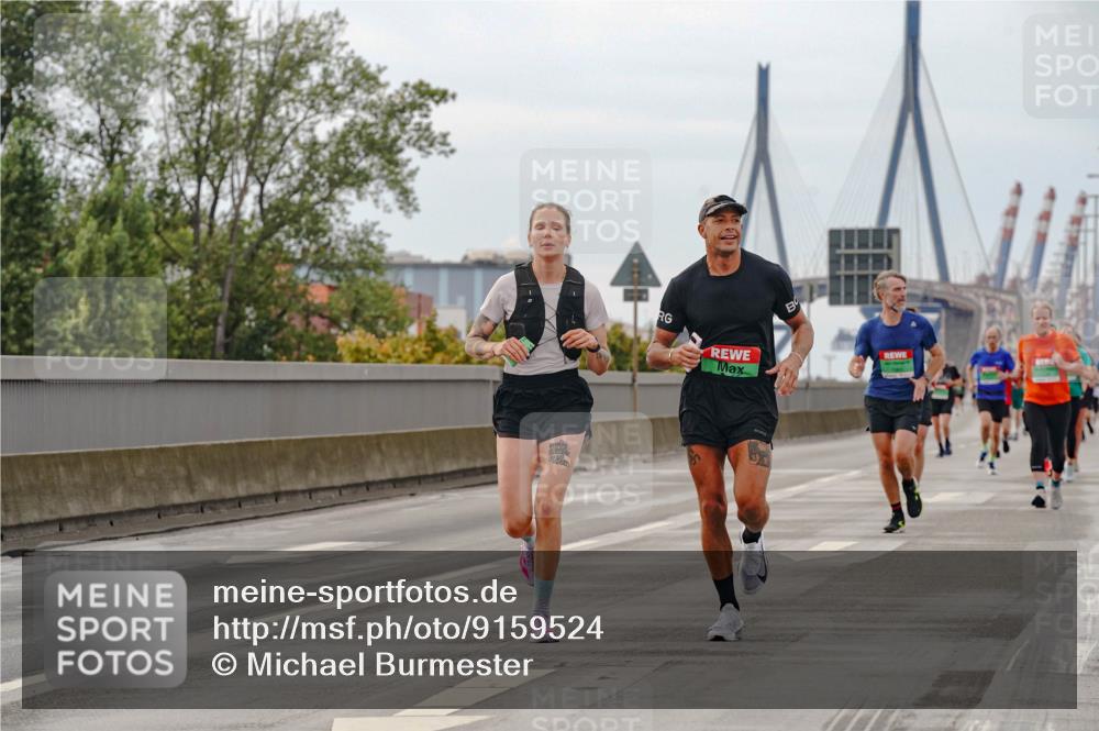 03.10.2025 - Köhlbrandbrückenlauf Michael Burmester http://msf.ph/oto/9159524 03.10.2025 15:45:21 Position 3  meine-sportfotos.de