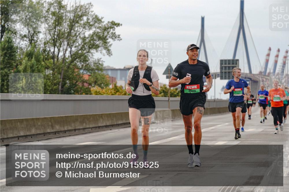 03.10.2025 - Köhlbrandbrückenlauf Michael Burmester http://msf.ph/oto/9159525 03.10.2025 15:45:22 Position 3  meine-sportfotos.de