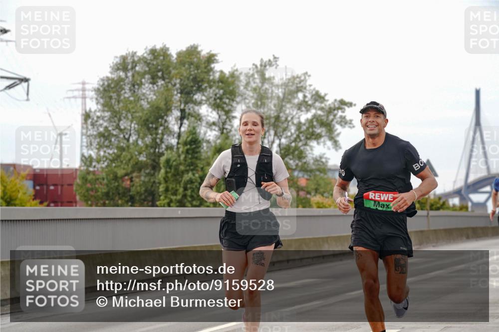 03.10.2025 - Köhlbrandbrückenlauf Michael Burmester http://msf.ph/oto/9159528 03.10.2025 15:45:24 Position 3  meine-sportfotos.de