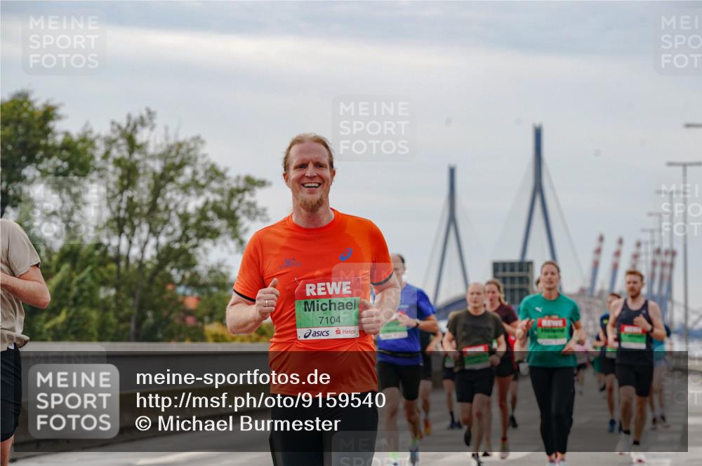 03.10.2025 - Köhlbrandbrückenlauf Michael Burmester http://msf.ph/oto/9159540 03.10.2025 15:45:33 Position 3 7104 meine-sportfotos.de