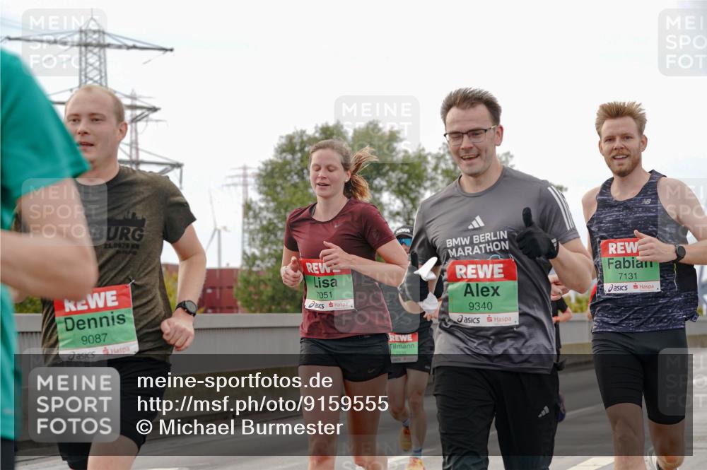 03.10.2025 - Köhlbrandbrückenlauf Michael Burmester http://msf.ph/oto/9159555 03.10.2025 15:45:40 Position 3 21, 0975, 7051, 9087, 7535, 9340, 7131 meine-sportfotos.de