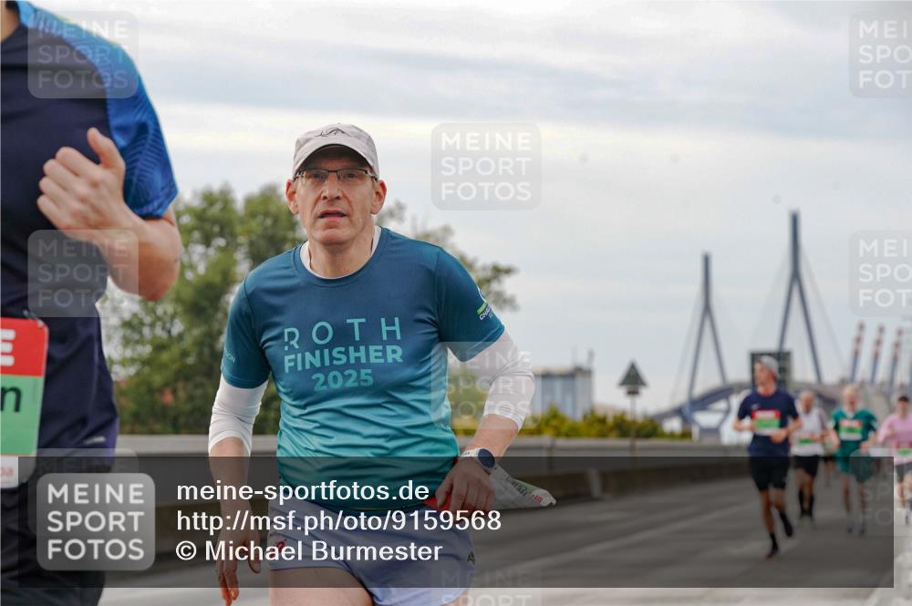 03.10.2025 - Köhlbrandbrückenlauf Michael Burmester http://msf.ph/oto/9159568 03.10.2025 15:45:45 Position 3 2025 meine-sportfotos.de