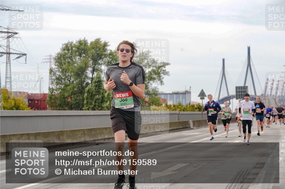 03.10.2025 - Köhlbrandbrückenlauf Michael Burmester http://msf.ph/oto/9159589 03.10.2025 15:45:58 Position 3 9521 meine-sportfotos.de