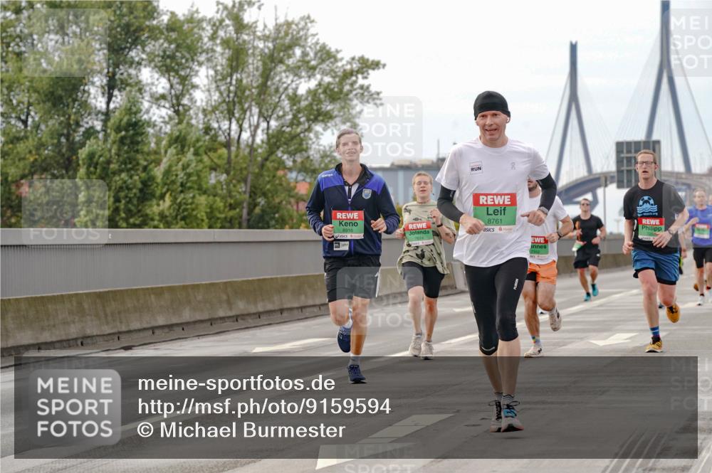 03.10.2025 - Köhlbrandbrückenlauf Michael Burmester http://msf.ph/oto/9159594 03.10.2025 15:46:02 Position 3 8761, 8916 meine-sportfotos.de