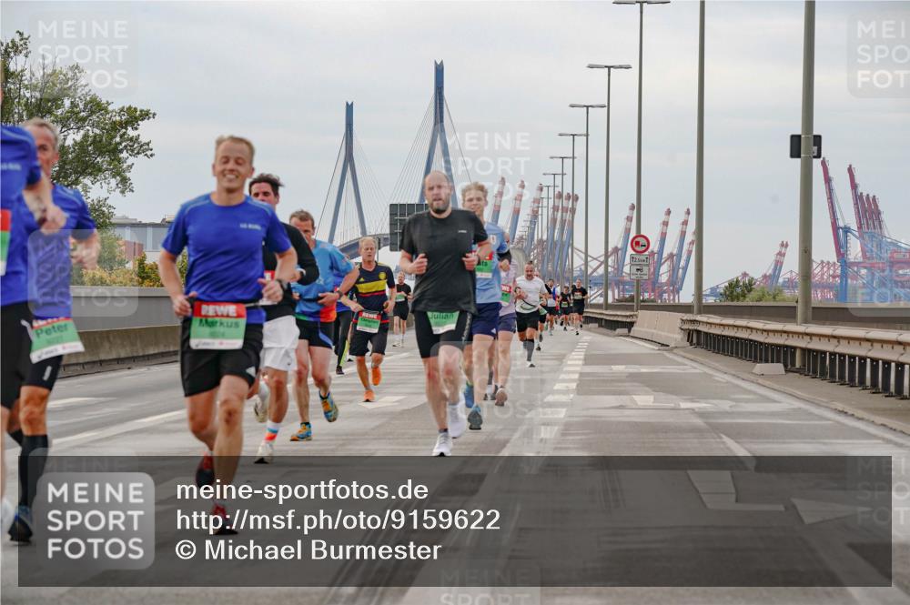 03.10.2025 - Köhlbrandbrückenlauf Michael Burmester http://msf.ph/oto/9159622 03.10.2025 15:46:15 Position 3 12, 5 meine-sportfotos.de