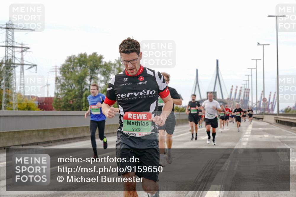03.10.2025 - Köhlbrandbrückenlauf Michael Burmester http://msf.ph/oto/9159650 03.10.2025 15:46:24 Position 3 3, 9512 meine-sportfotos.de