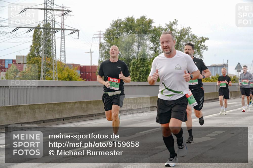 03.10.2025 - Köhlbrandbrückenlauf Michael Burmester http://msf.ph/oto/9159658 03.10.2025 15:46:29 Position 3 7737, 7182 meine-sportfotos.de