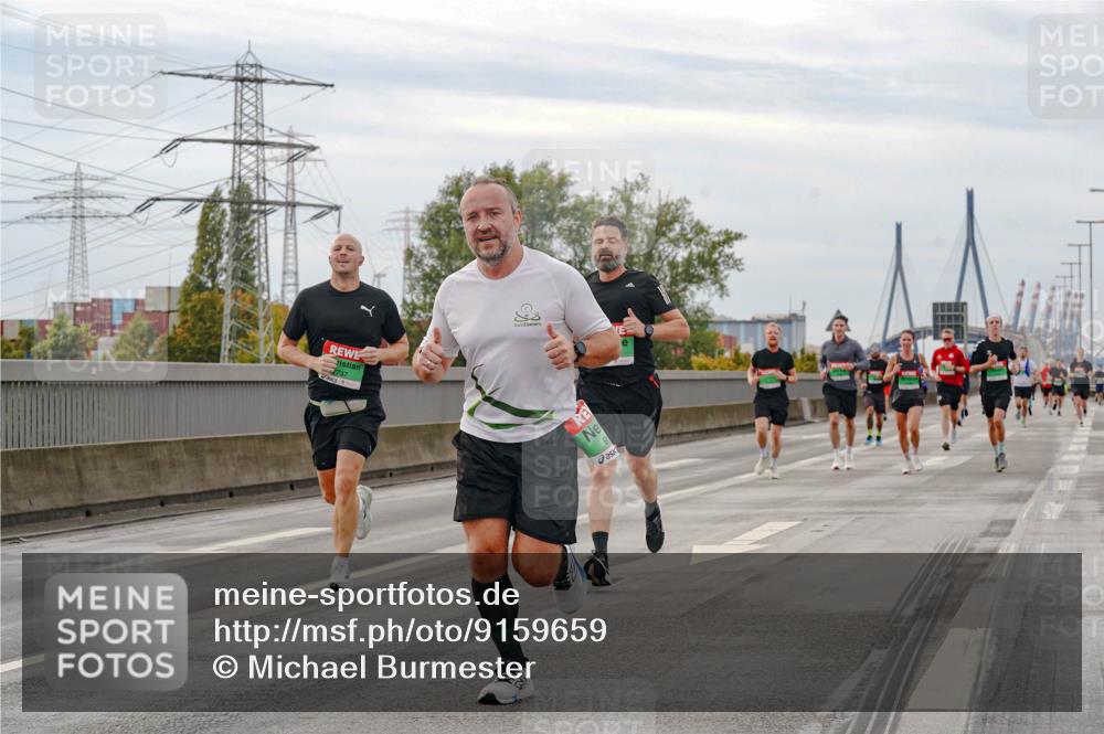 03.10.2025 - Köhlbrandbrückenlauf Michael Burmester http://msf.ph/oto/9159659 03.10.2025 15:46:29 Position 3  meine-sportfotos.de