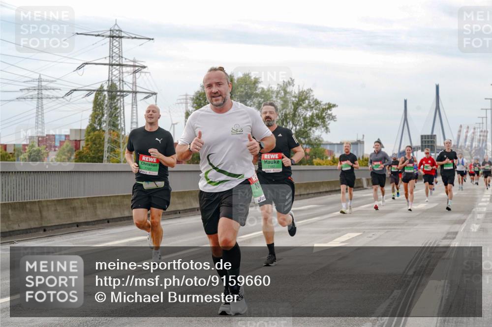03.10.2025 - Köhlbrandbrückenlauf Michael Burmester http://msf.ph/oto/9159660 03.10.2025 15:46:30 Position 3 7737, 7182 meine-sportfotos.de