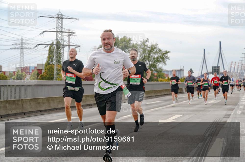 03.10.2025 - Köhlbrandbrückenlauf Michael Burmester http://msf.ph/oto/9159661 03.10.2025 15:46:30 Position 3 7737, 7182 meine-sportfotos.de