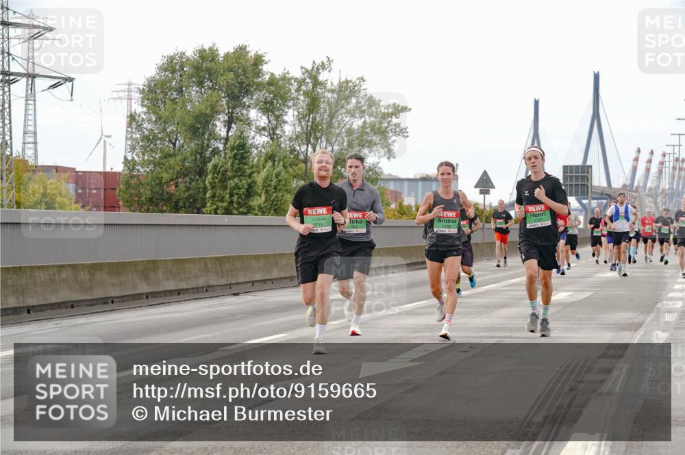 03.10.2025 - Köhlbrandbrückenlauf Michael Burmester http://msf.ph/oto/9159665 03.10.2025 15:46:33 Position 3 9715, 9186 meine-sportfotos.de