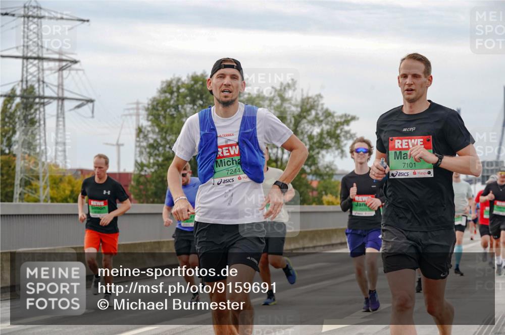 03.10.2025 - Köhlbrandbrückenlauf Michael Burmester http://msf.ph/oto/9159691 03.10.2025 15:46:45 Position 3 7244, 7101 meine-sportfotos.de