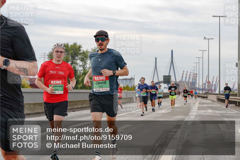 03.10.2025 - Köhlbrandbrückenlauf Michael Burmester http://msf.ph/oto/9159709 03.10.2025 15:46:53 Position 3 7089, 7187 meine-sportfotos.de