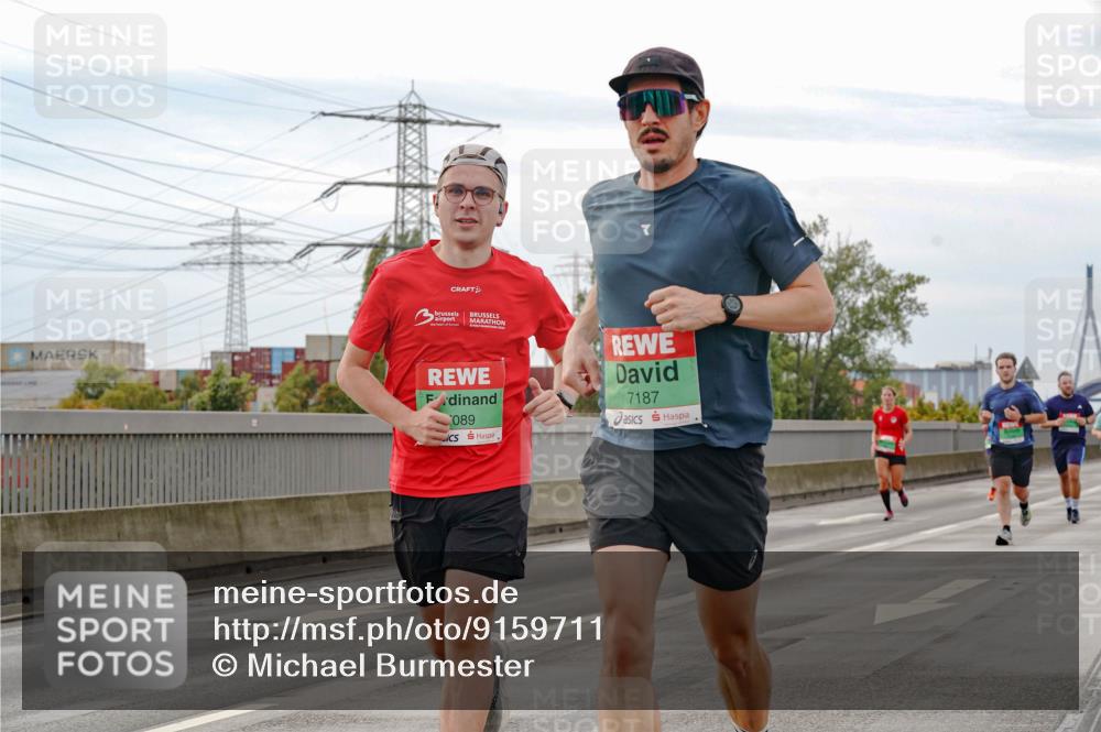 03.10.2025 - Köhlbrandbrückenlauf Michael Burmester http://msf.ph/oto/9159711 03.10.2025 15:46:53 Position 3 089, 7187 meine-sportfotos.de