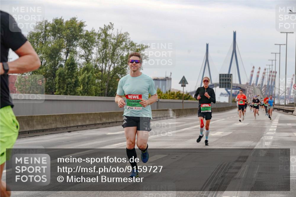 03.10.2025 - Köhlbrandbrückenlauf Michael Burmester http://msf.ph/oto/9159727 03.10.2025 15:47:03 Position 3 7083, 4 meine-sportfotos.de