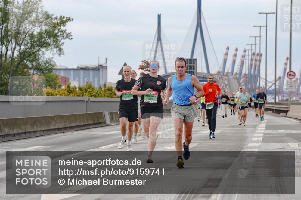 03.10.2025 - Köhlbrandbrückenlauf Michael Burmester http://msf.ph/oto/9159741 03.10.2025 15:47:18 Position 3 7233 meine-sportfotos.de
