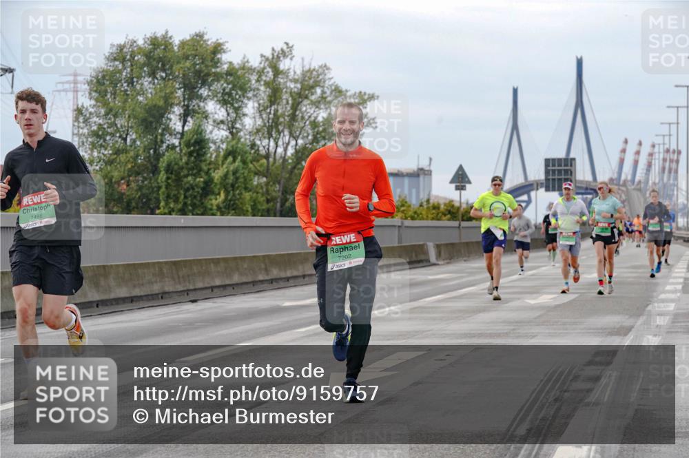 03.10.2025 - Köhlbrandbrückenlauf Michael Burmester http://msf.ph/oto/9159757 03.10.2025 15:47:28 Position 3 7496, 7202 meine-sportfotos.de