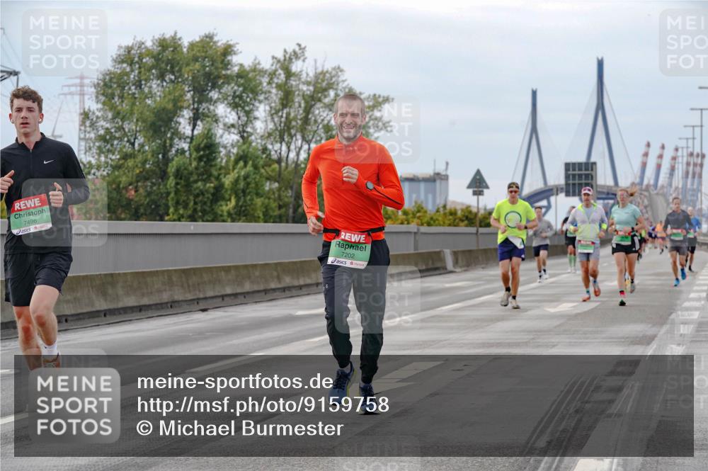 03.10.2025 - Köhlbrandbrückenlauf Michael Burmester http://msf.ph/oto/9159758 03.10.2025 15:47:28 Position 3 7496, 7202 meine-sportfotos.de
