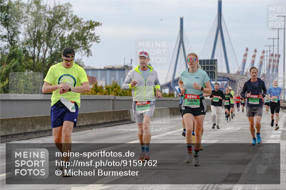 03.10.2025 - Köhlbrandbrückenlauf Michael Burmester http://msf.ph/oto/9159762 03.10.2025 15:47:33 Position 3 9491, 7271, 7081 meine-sportfotos.de