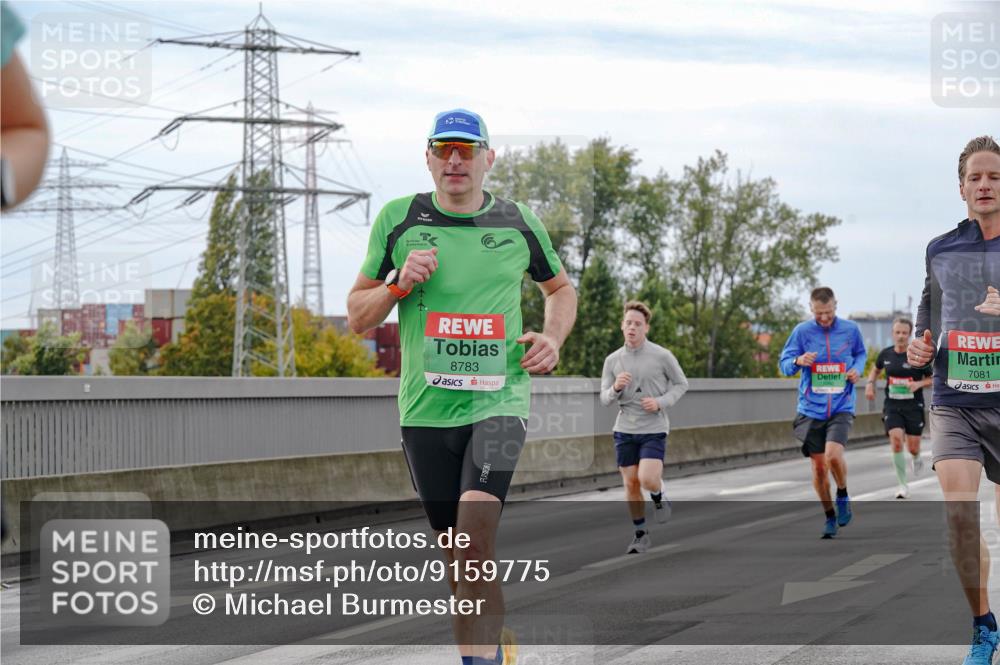 03.10.2025 - Köhlbrandbrückenlauf Michael Burmester http://msf.ph/oto/9159775 03.10.2025 15:47:39 Position 3 8783, 7081 meine-sportfotos.de