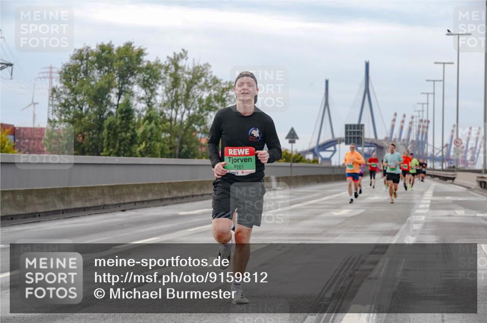 03.10.2025 - Köhlbrandbrückenlauf Michael Burmester http://msf.ph/oto/9159812 03.10.2025 15:47:54 Position 3 9101 meine-sportfotos.de