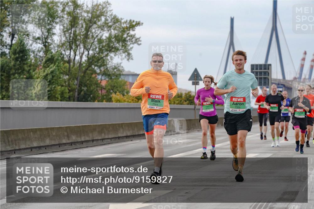 03.10.2025 - Köhlbrandbrückenlauf Michael Burmester http://msf.ph/oto/9159827 03.10.2025 15:48:01 Position 3 7584, 7329, 9717 meine-sportfotos.de