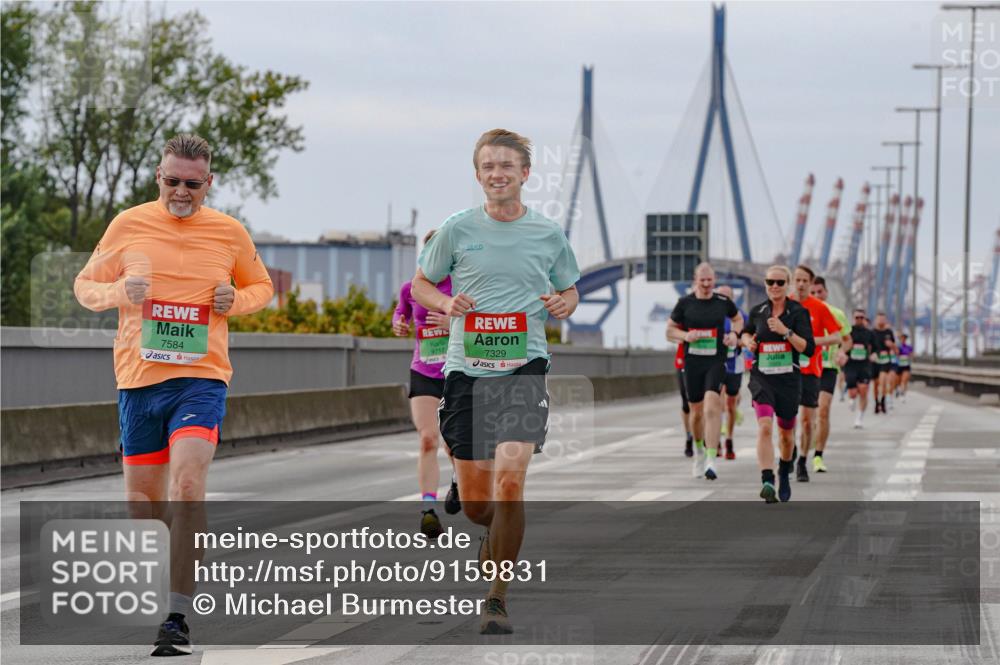 03.10.2025 - Köhlbrandbrückenlauf Michael Burmester http://msf.ph/oto/9159831 03.10.2025 15:48:03 Position 3 7584, 7329 meine-sportfotos.de