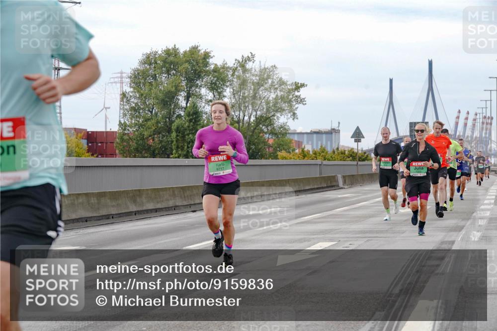 03.10.2025 - Köhlbrandbrückenlauf Michael Burmester http://msf.ph/oto/9159836 03.10.2025 15:48:07 Position 3 9717 meine-sportfotos.de