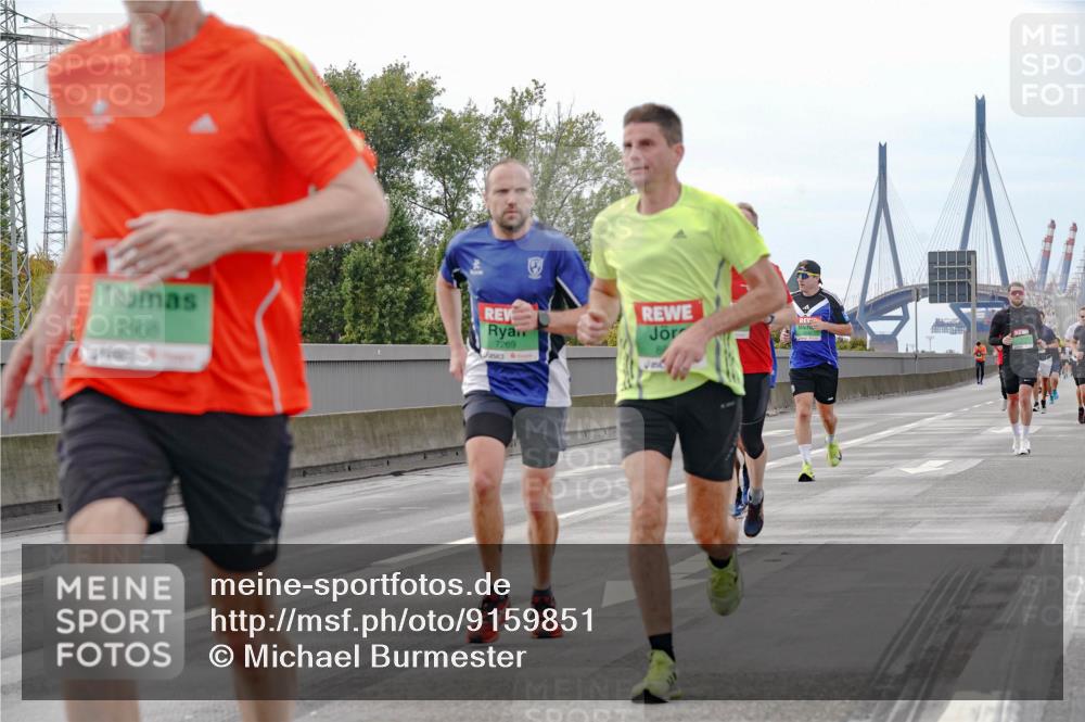 03.10.2025 - Köhlbrandbrückenlauf Michael Burmester http://msf.ph/oto/9159851 03.10.2025 15:48:13 Position 3 1568, 7269 meine-sportfotos.de