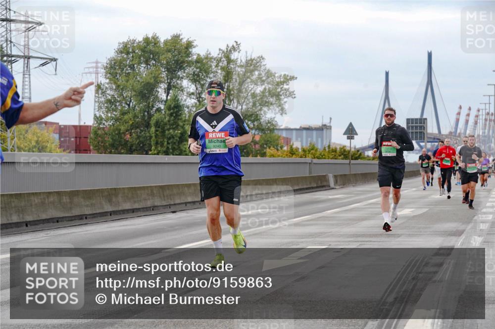03.10.2025 - Köhlbrandbrückenlauf Michael Burmester http://msf.ph/oto/9159863 03.10.2025 15:48:18 Position 3 9240 meine-sportfotos.de