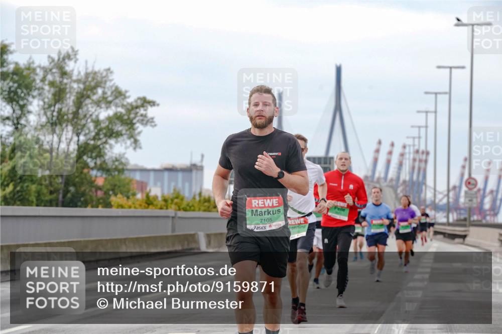 03.10.2025 - Köhlbrandbrückenlauf Michael Burmester http://msf.ph/oto/9159871 03.10.2025 15:48:25 Position 3 7105 meine-sportfotos.de
