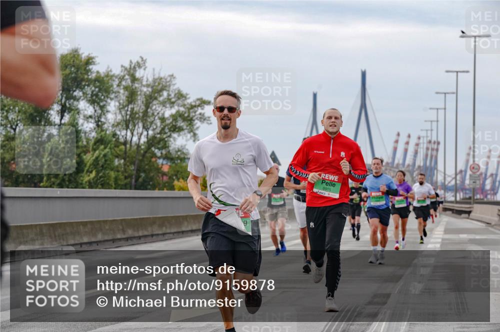 03.10.2025 - Köhlbrandbrückenlauf Michael Burmester http://msf.ph/oto/9159878 03.10.2025 15:48:28 Position 3 8915 meine-sportfotos.de