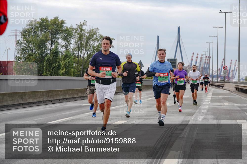 03.10.2025 - Köhlbrandbrückenlauf Michael Burmester http://msf.ph/oto/9159888 03.10.2025 15:48:31 Position 3 4 meine-sportfotos.de