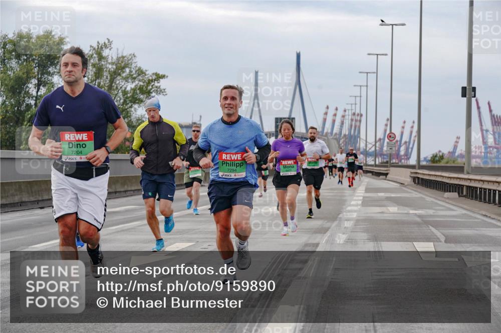 03.10.2025 - Köhlbrandbrückenlauf Michael Burmester http://msf.ph/oto/9159890 03.10.2025 15:48:33 Position 3 7204, 7294 meine-sportfotos.de