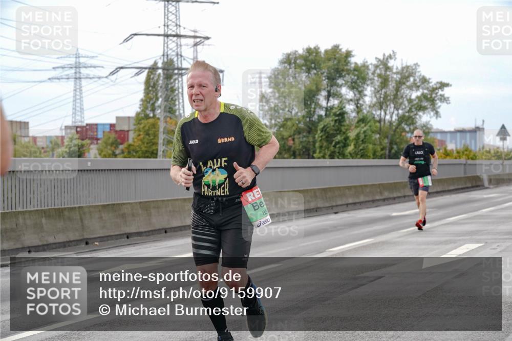 03.10.2025 - Köhlbrandbrückenlauf Michael Burmester http://msf.ph/oto/9159907 03.10.2025 15:48:41 Position 3 881 meine-sportfotos.de