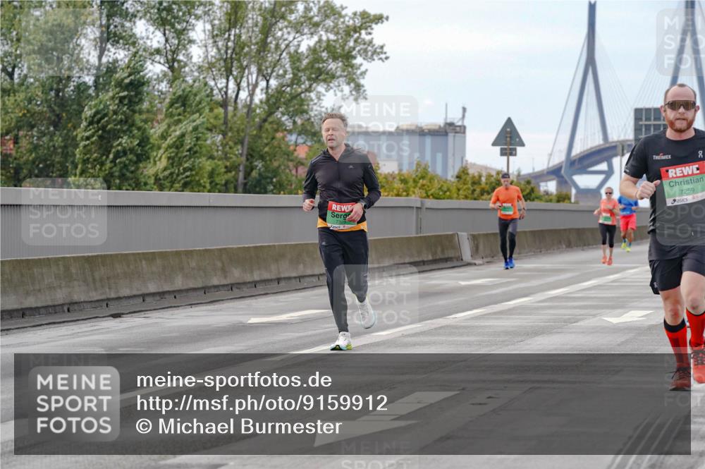 03.10.2025 - Köhlbrandbrückenlauf Michael Burmester http://msf.ph/oto/9159912 03.10.2025 15:48:47 Position 3 7320, 7259 meine-sportfotos.de