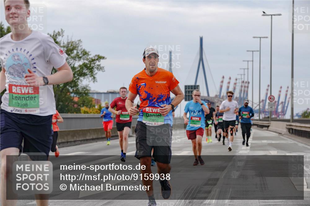 03.10.2025 - Köhlbrandbrückenlauf Michael Burmester http://msf.ph/oto/9159938 03.10.2025 15:49:02 Position 3 7398, 7265 meine-sportfotos.de