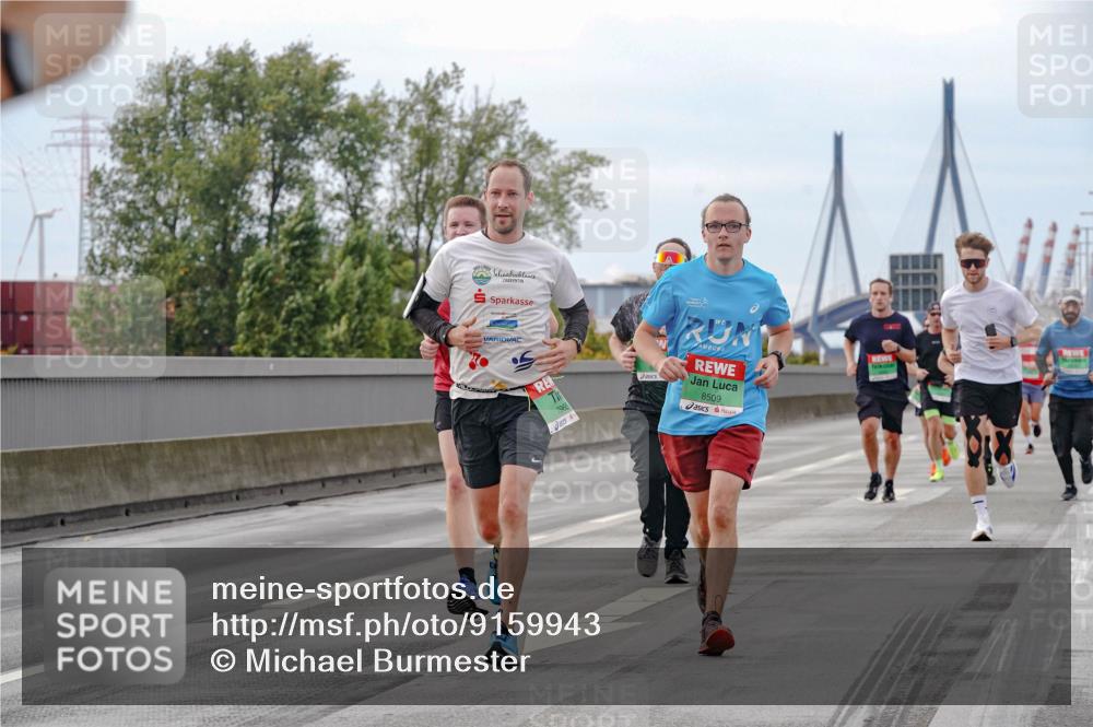03.10.2025 - Köhlbrandbrückenlauf Michael Burmester http://msf.ph/oto/9159943 03.10.2025 15:49:05 Position 3 7965, 8509 meine-sportfotos.de
