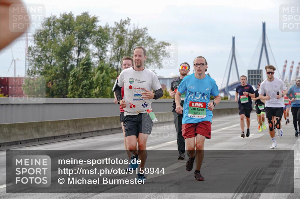 03.10.2025 - Köhlbrandbrückenlauf Michael Burmester http://msf.ph/oto/9159944 03.10.2025 15:49:05 Position 3 8509 meine-sportfotos.de