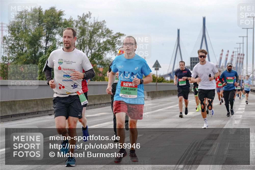 03.10.2025 - Köhlbrandbrückenlauf Michael Burmester http://msf.ph/oto/9159946 03.10.2025 15:49:06 Position 3 81, 8509 meine-sportfotos.de