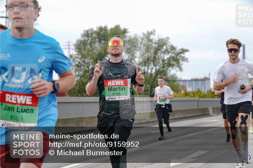 03.10.2025 - Köhlbrandbrückenlauf Michael Burmester http://msf.ph/oto/9159952 03.10.2025 15:49:08 Position 3 8509, 8769 meine-sportfotos.de