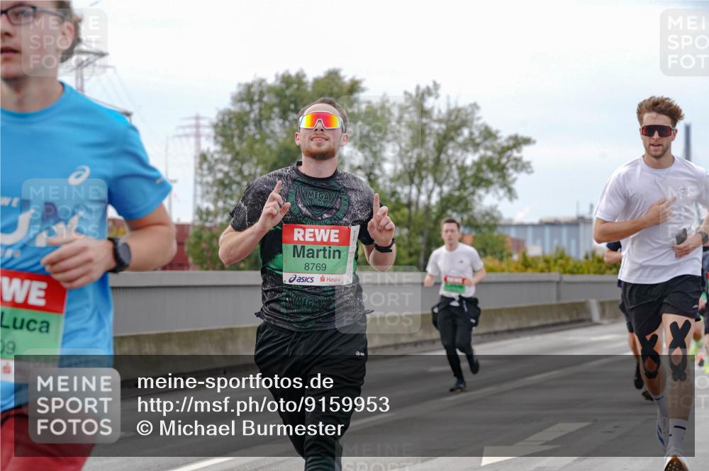 03.10.2025 - Köhlbrandbrückenlauf Michael Burmester http://msf.ph/oto/9159953 03.10.2025 15:49:08 Position 3 09, 8769 meine-sportfotos.de