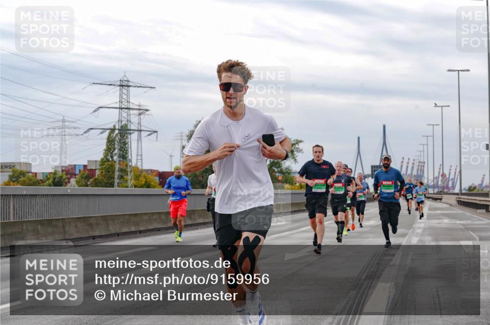 03.10.2025 - Köhlbrandbrückenlauf Michael Burmester http://msf.ph/oto/9159956 03.10.2025 15:49:10 Position 3  meine-sportfotos.de